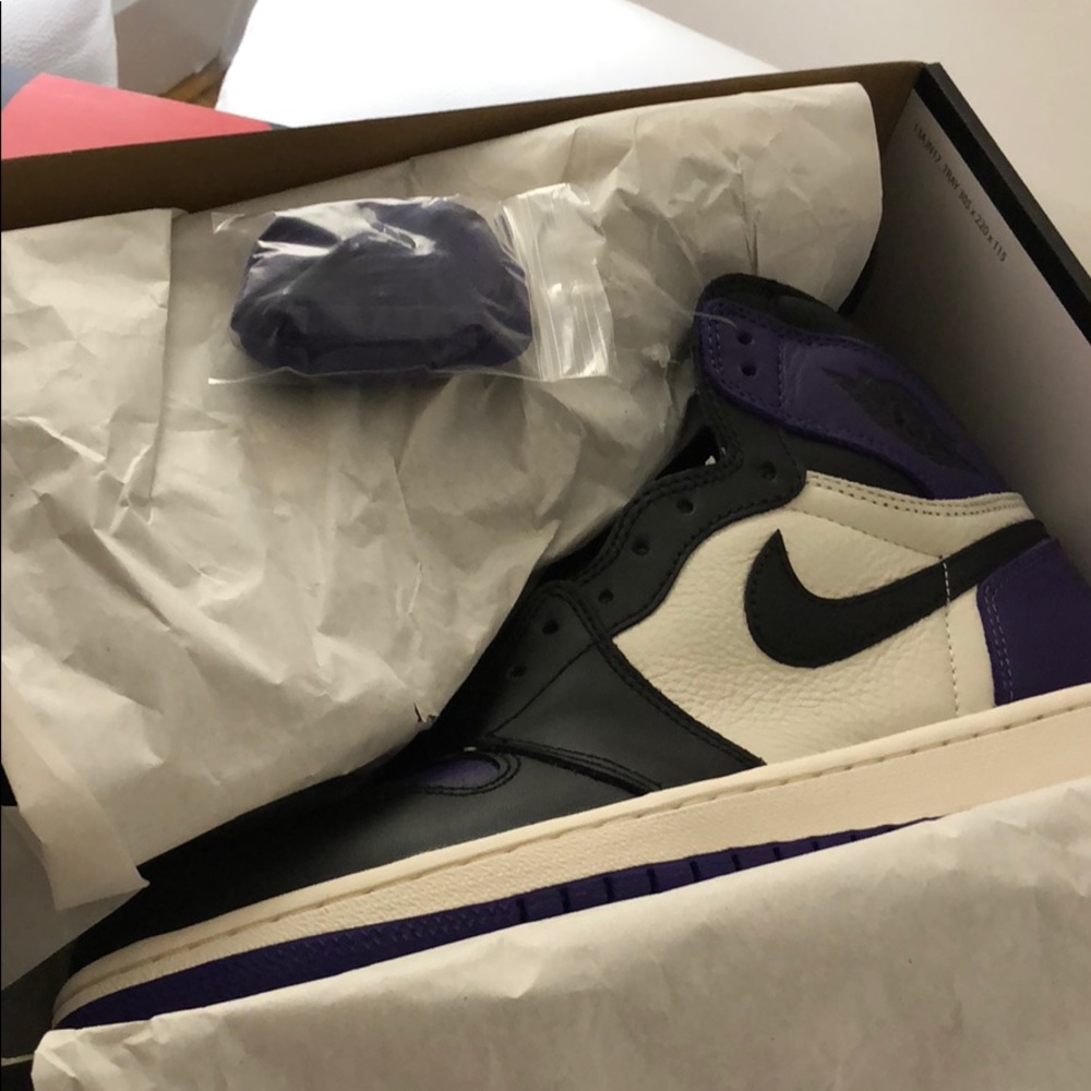jordan 1 OG court purple